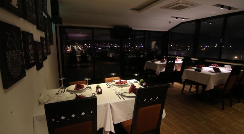 Rivada Hotel Kartepe Esterno foto
