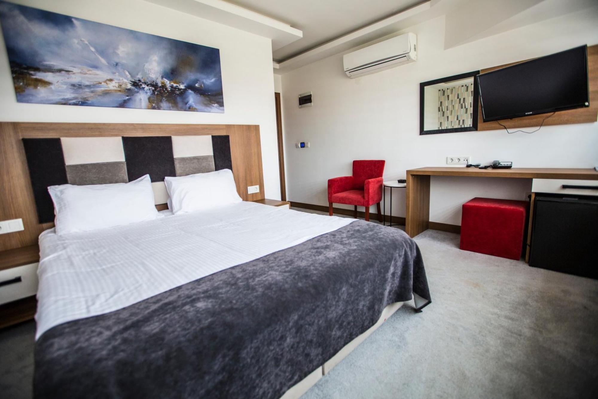 Rivada Hotel Kartepe Esterno foto